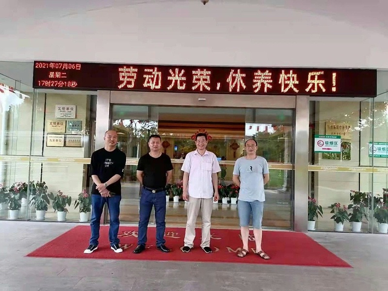 bf9fde085ae9407f9e338899c4ff0406_12.jpg