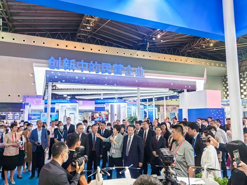 eb197c5d92db46359d71763ad4ebace1_15.jpg